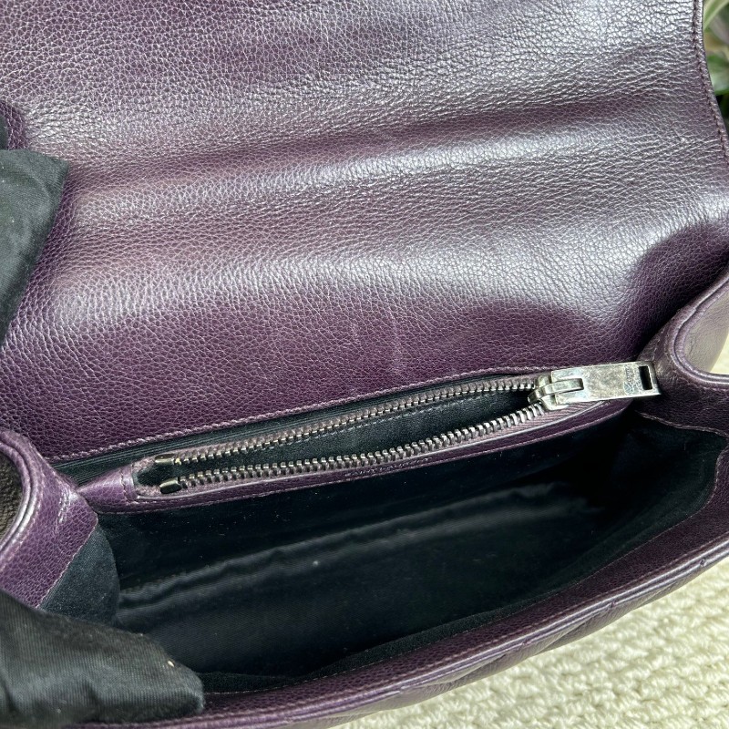 YSL聖羅蘭信封紫銀郵差包 可手提斜挎單肩 包身很柔軟的小牛皮材質 可鹽可甜隨意好搭配 容量實用 日常百搭-15