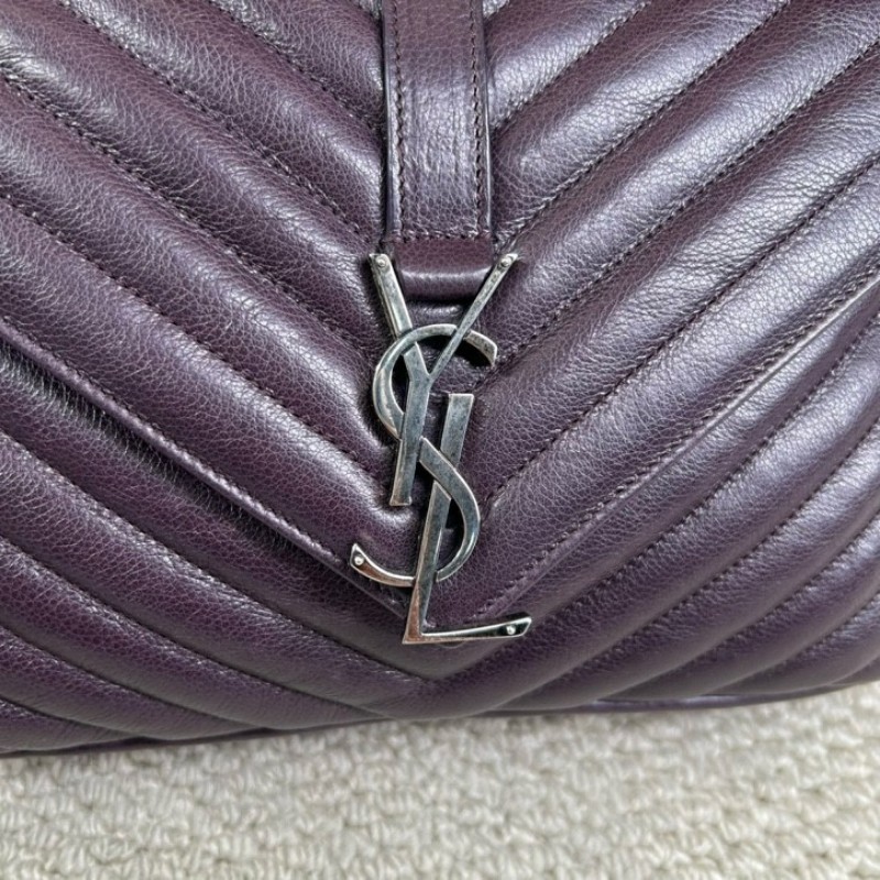 YSL聖羅蘭信封紫銀郵差包 可手提斜挎單肩 包身很柔軟的小牛皮材質 可鹽可甜隨意好搭配 容量實用 日常百搭-16