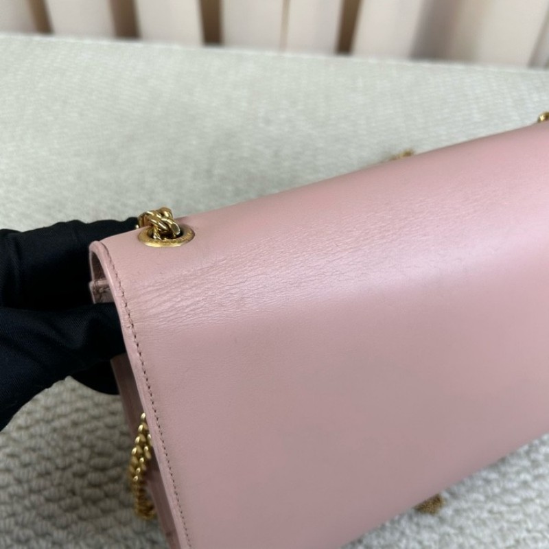 YSL聖羅蘭 Kate粉色鏈條包 粉金配色 光面牛皮 流蘇裝飾 YSL標誌 金色鏈條 可單肩可斜挎 顏色溫柔 日常百搭-13