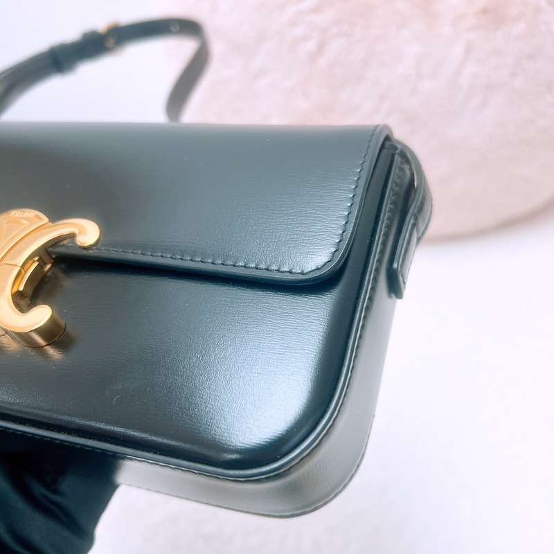 Celine triomphe claude 凱旋門黑色腋下包-3