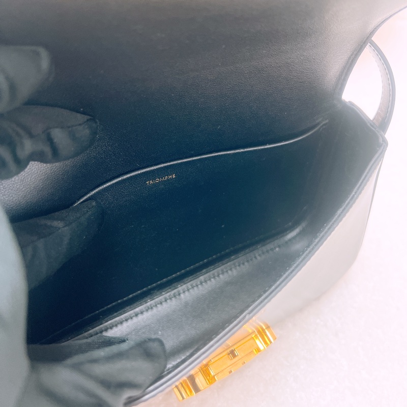 Celine triomphe claude 凱旋門黑色腋下包-12