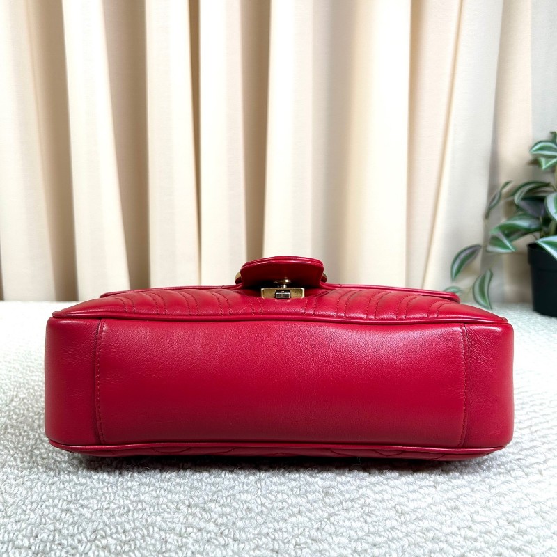 古驰Gucci Marmont系列马蒙26 红色金色复古双G徽标心形压印 皮革 链条翻盖包 单肩包斜挎包 百搭经典 时尚宠儿-7