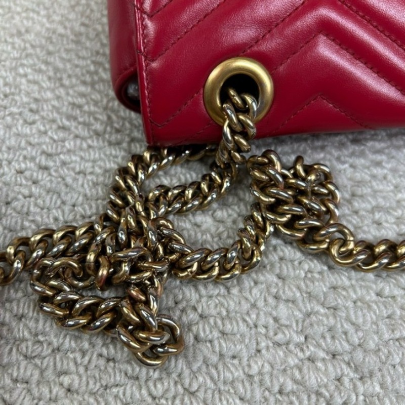 古驰Gucci Marmont系列马蒙26 红色金色复古双G徽标心形压印 皮革 链条翻盖包 单肩包斜挎包 百搭经典 时尚宠儿-15