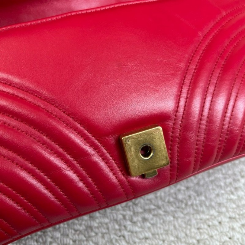 古驰Gucci Marmont系列马蒙26 红色金色复古双G徽标心形压印 皮革 链条翻盖包 单肩包斜挎包 百搭经典 时尚宠儿-19