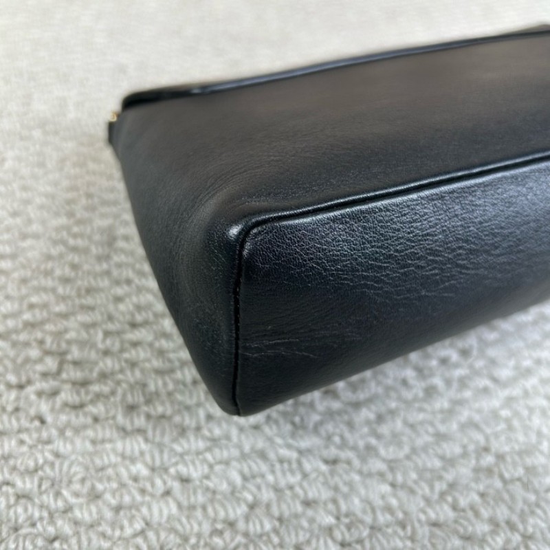 LV路易威登黑色全皮單肩斜挎包 復古的信封設計 皮質柔軟 手感很好 鏈條搭配可以斜挎 黑色百搭 容量足夠使用-10