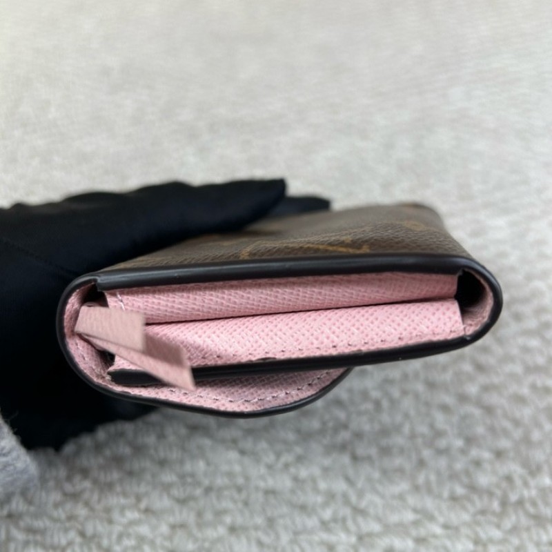 LV路易威登老花短款零錢包 粉色內裡 卡位多 實用性強-9