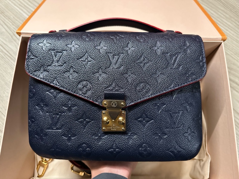 Lv 郵差包-1