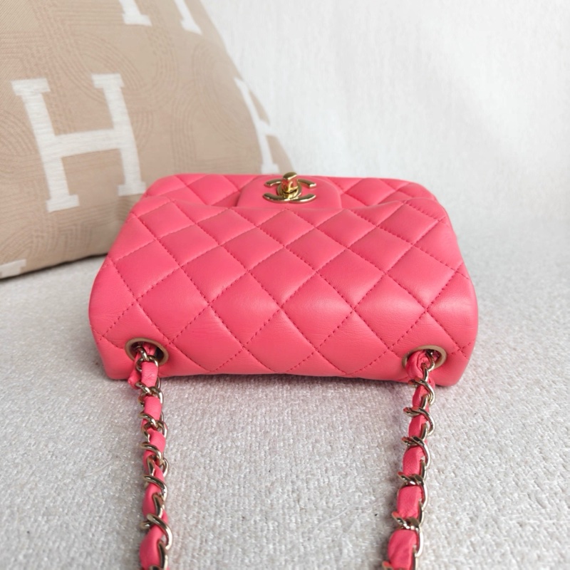 #專櫃2️⃣0️⃣萬 #閒置新✨ 香奈兒方胖子Cf17蜜桃粉金扣 僅一顆🔥🉑遇不🉑求的顏色-9