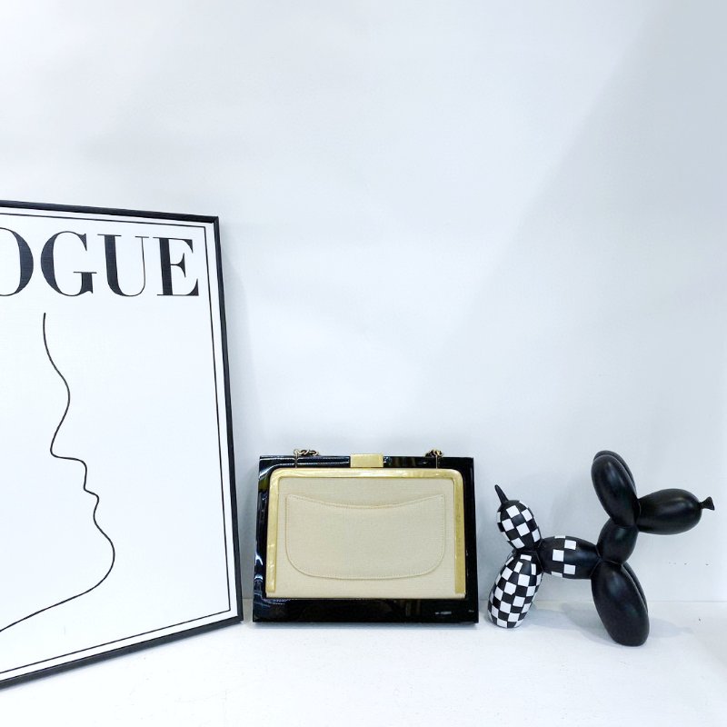 【CHANEL】香奈兒 Lambskin Chain Shoulder 黑色 金扣 壓克力限量版晚宴鏈條包 22x16x2 正品(二手)M0321-1