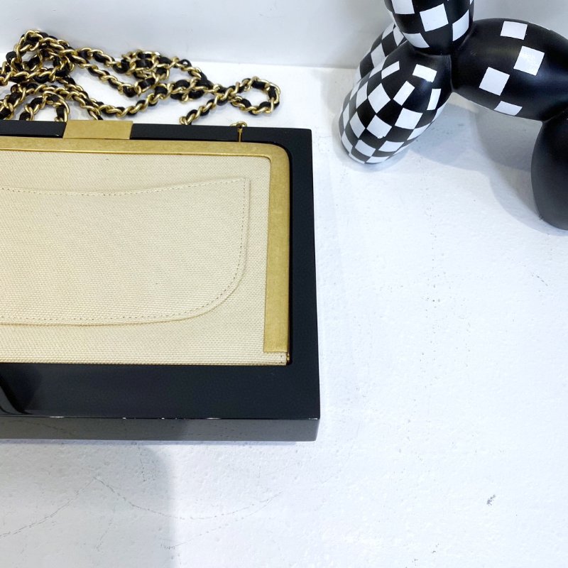 【CHANEL】香奈兒 Lambskin Chain Shoulder 黑色 金扣 壓克力限量版晚宴鏈條包 22x16x2 正品(二手)M0321-7