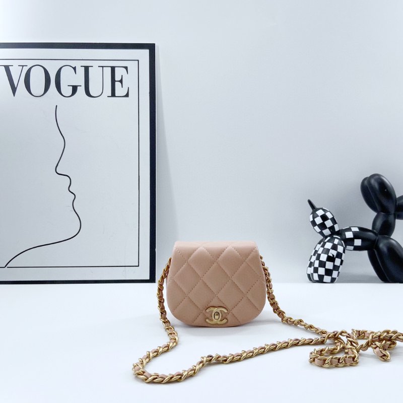 【CHANEL】香奈兒 Calfskin Chain Shoulder 米色 金扣 南瓜鏈條包迷你 11x4x9 正品（二手）M0504-2