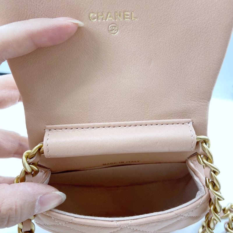 【CHANEL】香奈兒 Calfskin Chain Shoulder 米色 金扣 南瓜鏈條包迷你 11x4x9 正品（二手）M0504-8