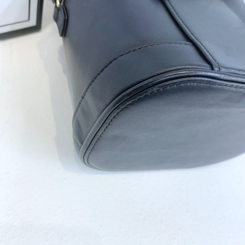 【CHANEL】香奈兒 Lambskin 2 Way Chain Shoulder 黑色 金扣 化妝桶 17x15x10 正品（二手）M0680-5