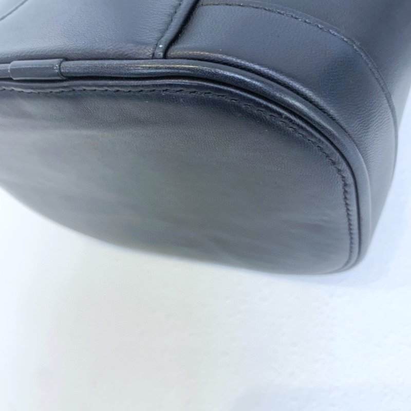 【CHANEL】香奈兒 Lambskin 2 Way Chain Shoulder 黑色 金扣 化妝桶 17x15x10 正品（二手）M0680-6