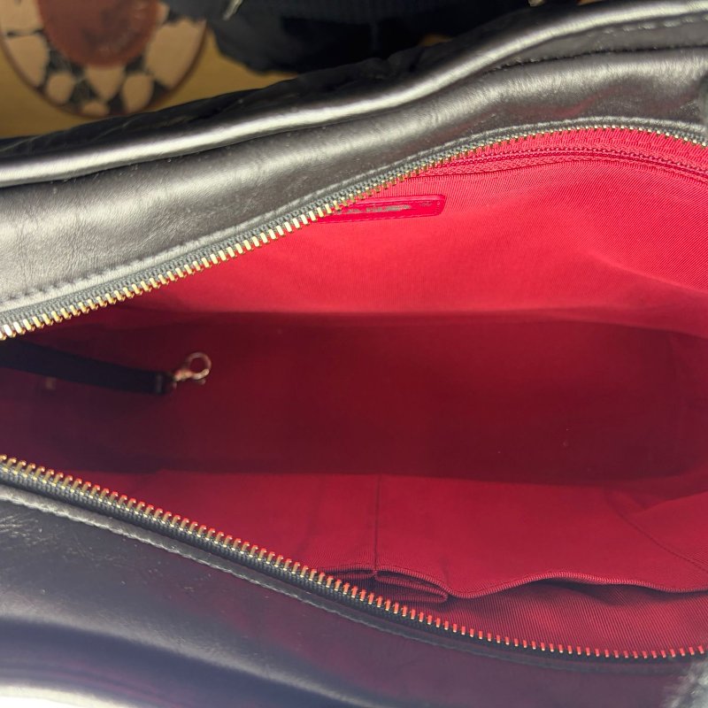 香奈兒 Gabrielle V 紋流浪包-14