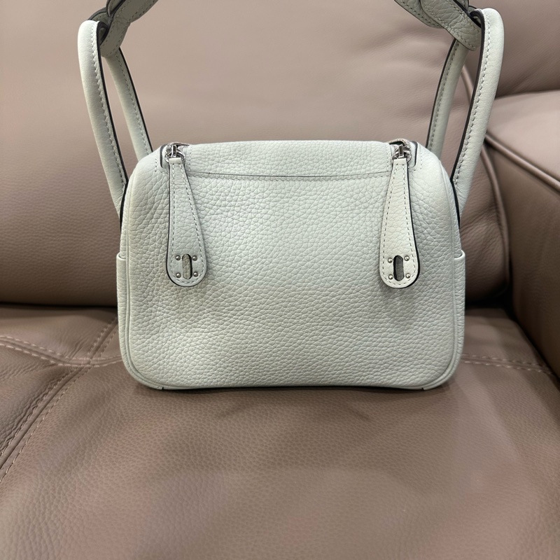 閒置99新愛馬仕mini Lindy水晶灰銀扣-2