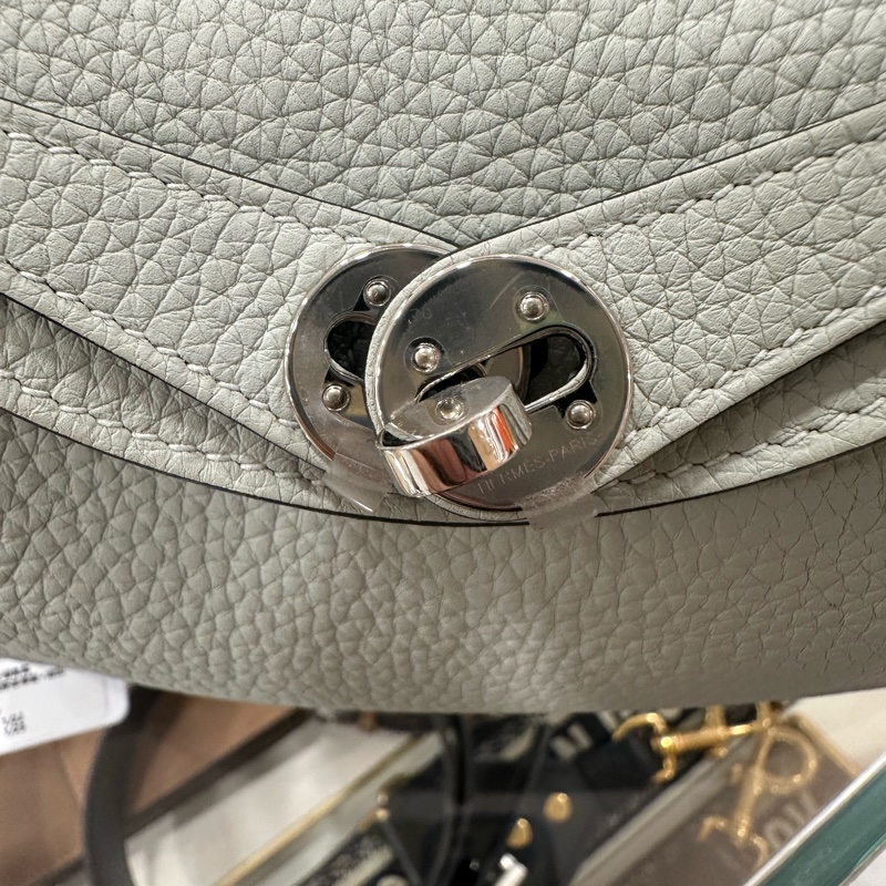 閒置99新愛馬仕mini Lindy水晶灰銀扣-8