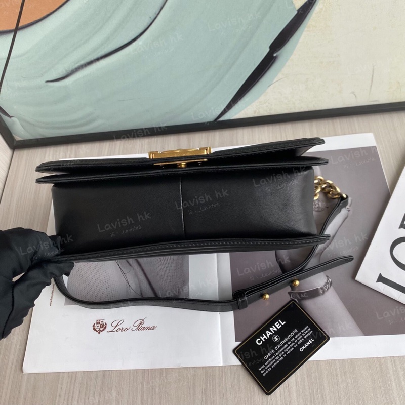 Chanel 黑金羊皮中號 Leboy-5