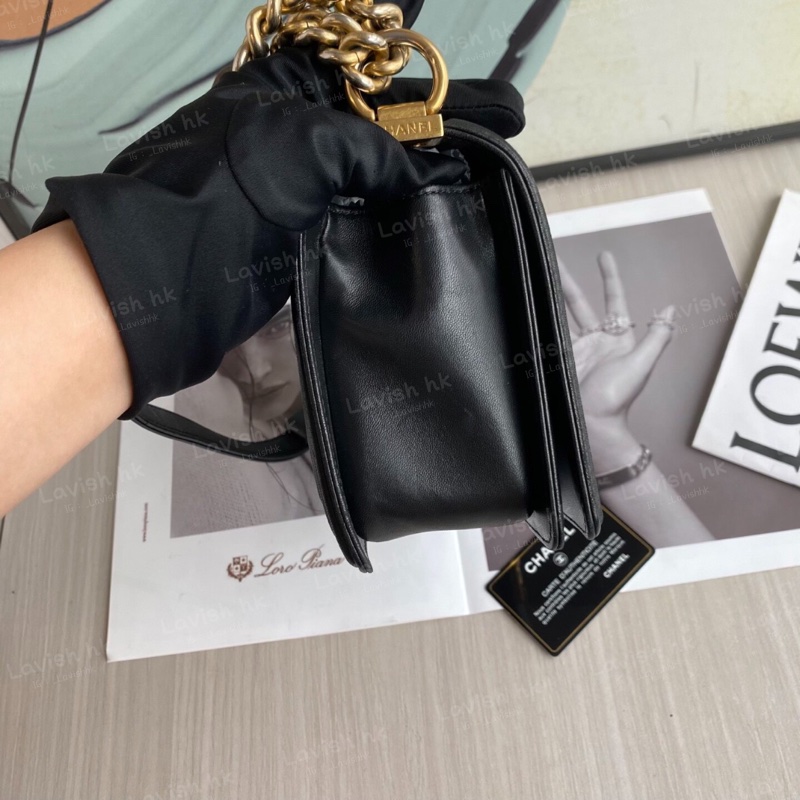 Chanel 黑金羊皮中號 Leboy-6