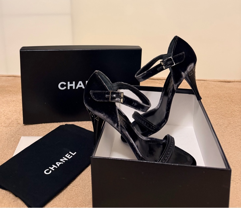 🍒 Chanel Vintage珠寶級鑲鑽雙C絲絨涼鞋 2F260127-1-2