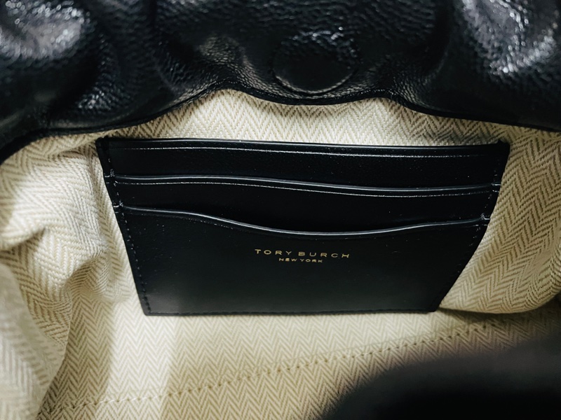 TORY BURCH WILLA 菱格紋束口磁釦肩背/斜背雲朵包-黑色/小-6