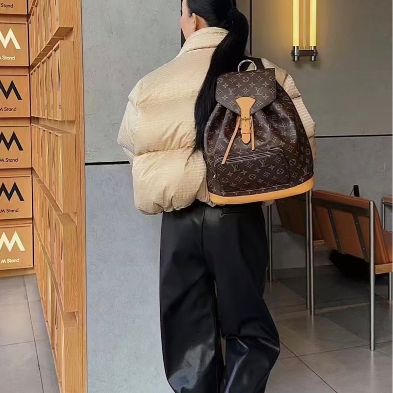 「JL精品代購」LV老花後背包 大號 Montsouris GM-1