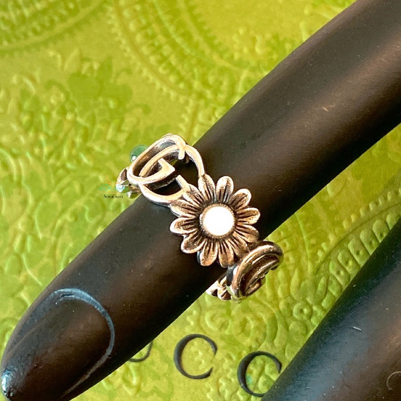 GUCCI 銀色 仿舊 復古銀 雙Ｇ 小雛菊 x寶石 戒指 戒圍15號-2