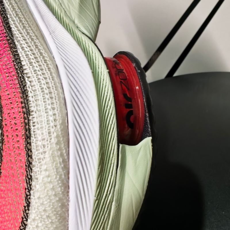 閒置 Nike Air Zoom AlphaFly Next% 跑鞋  us8-19