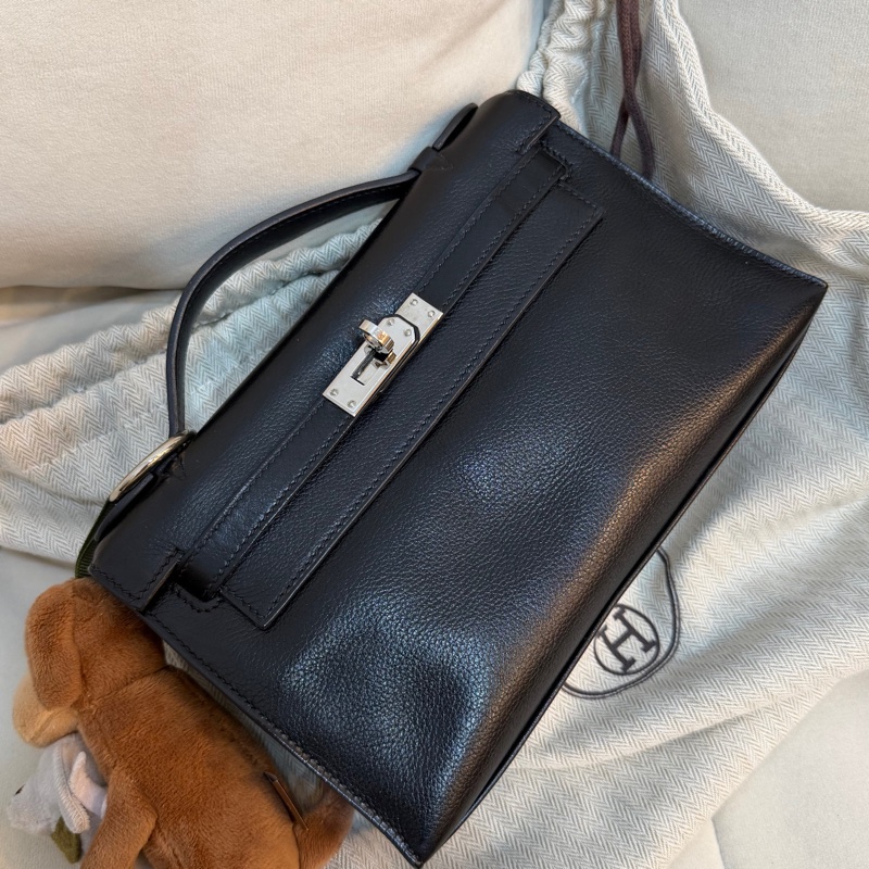 Hermes Pochette 黑銀 Mini Kelly 一代 愛馬仕 Evergrain皮-1