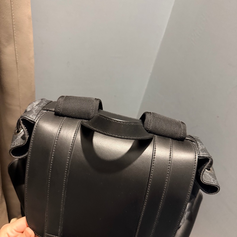 Gucci 經典老花 黑武士 Supreme 後背包-13