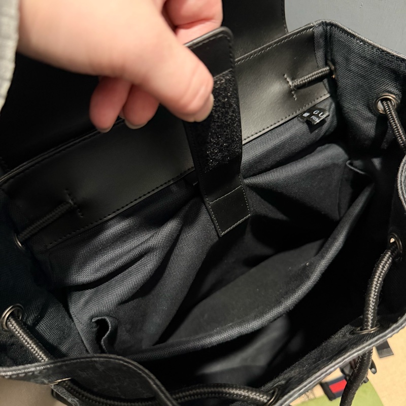 Gucci 經典老花 黑武士 Supreme 後背包-46