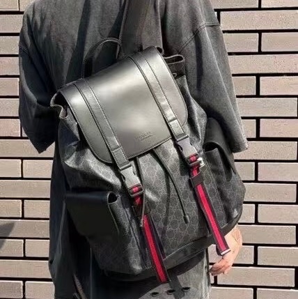 Gucci 經典老花 黑武士 Supreme 後背包-51