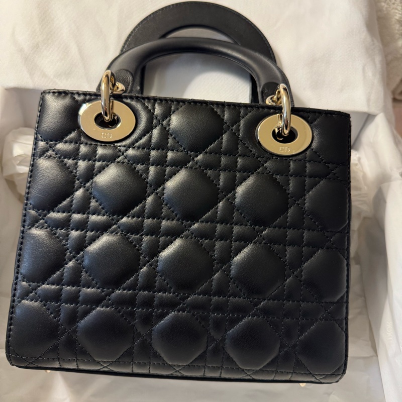 全新 lady Dior小號 吊飾水鑽款-6