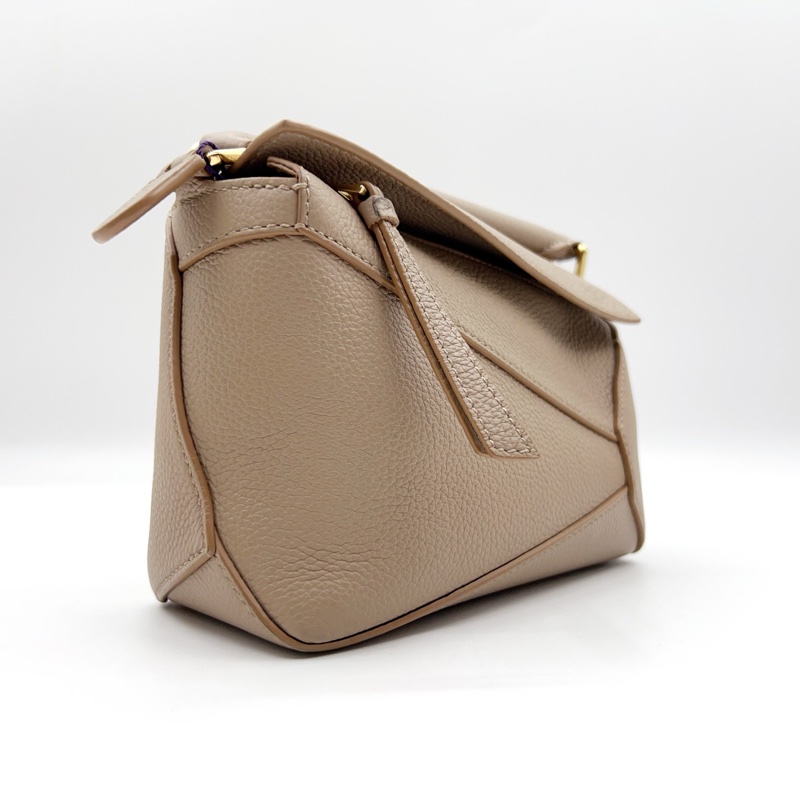 LOEWE/羅意威 Puzzle mini大象灰 附件：肩帶 尺寸：17*12cm-3