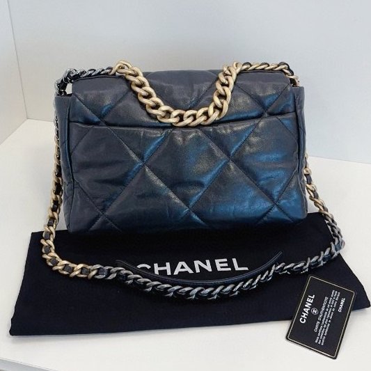 近新品 Chanel香奈兒 經典黑金19bag中號手提斜背包-1