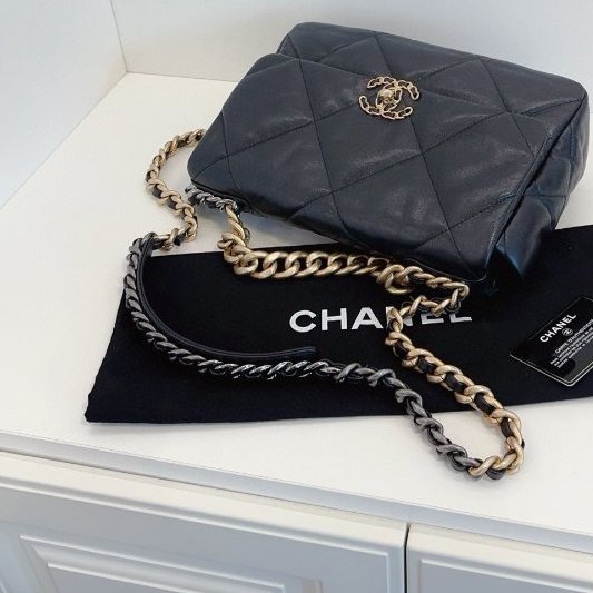 近新品 Chanel香奈兒 經典黑金19bag中號手提斜背包-9