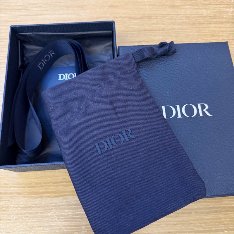 Dior 直立式對折卡夾-9