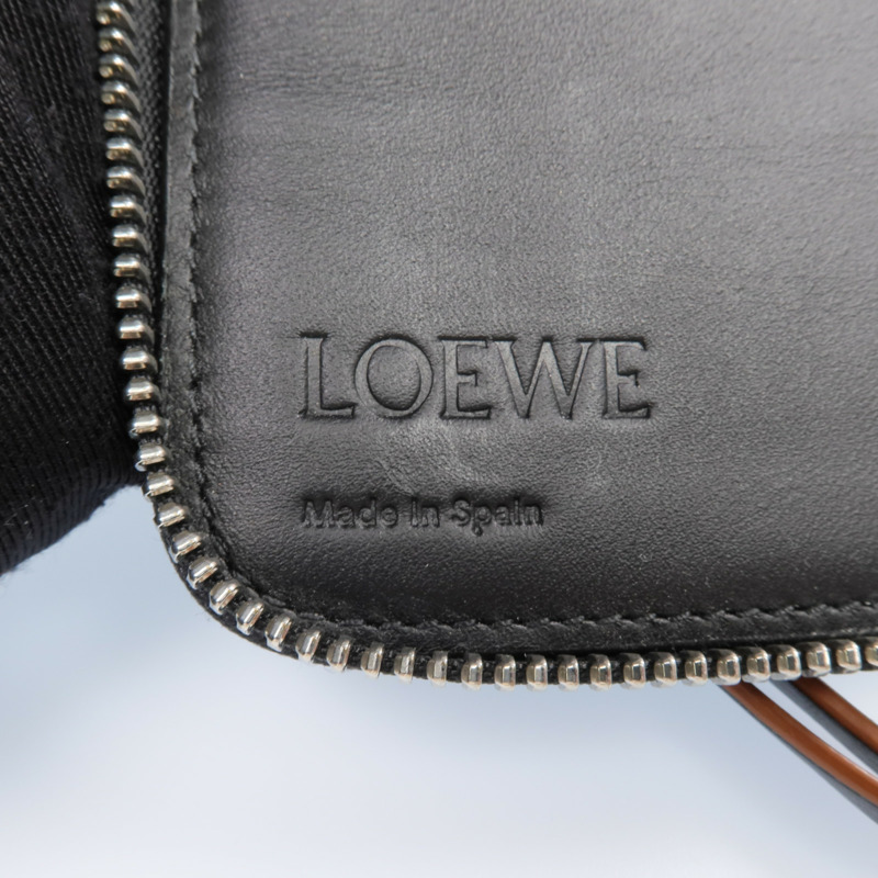 LOEWE 牛皮皮革Long Wallet銀扣長錢包-6