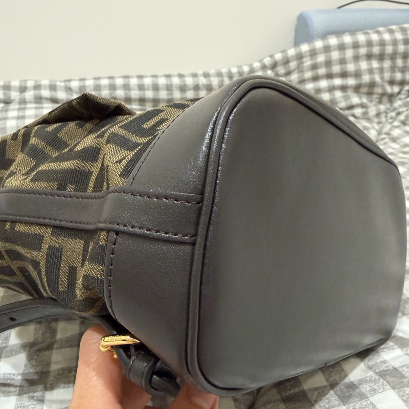 FENDI 棕色FF提花布料背包-12