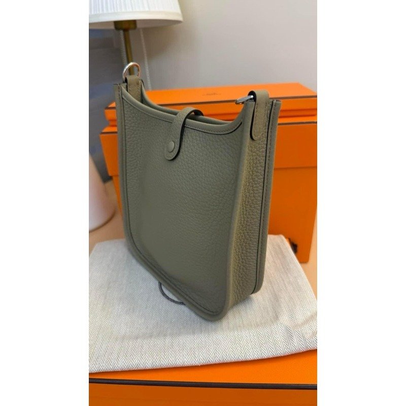 💕Hermes 愛馬仕 依芙琳 mini Evelyne 16 瑪爾法色/全新全配-4