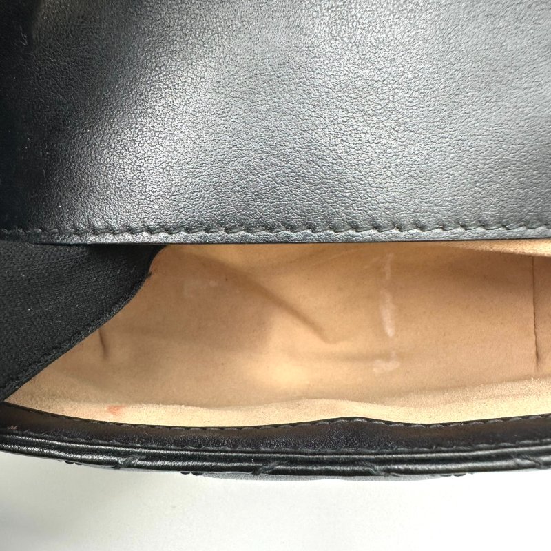 【美收精品】Gucci 黑金全皮鏈條肩背包 C-166【隔月月中將轉賣至日本 上架期限30天】-7