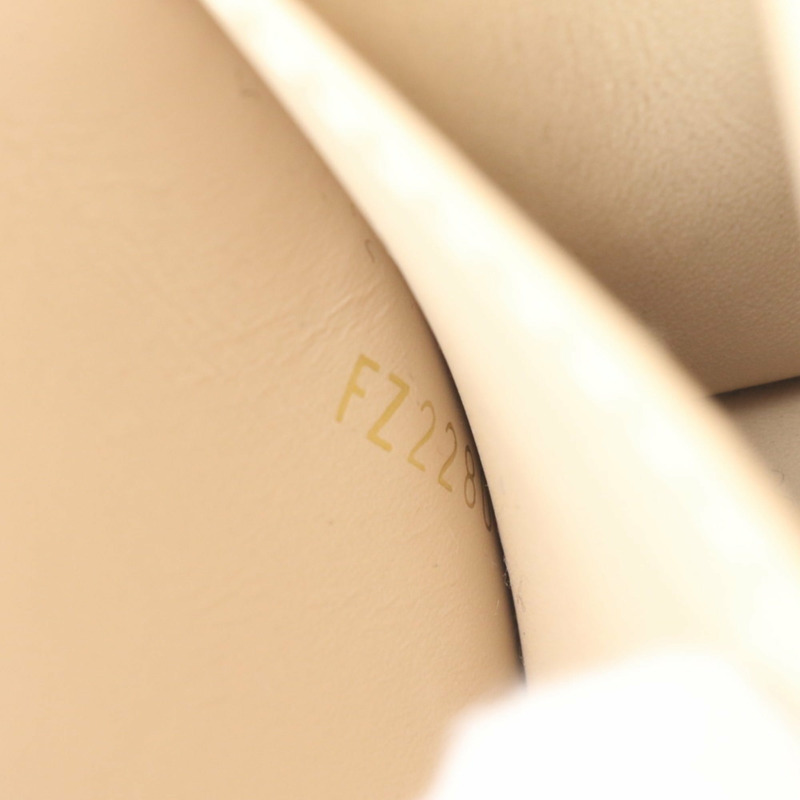 路易威登 Monogram Essential Trunk M68566 女士皮革鏈條單肩包-8