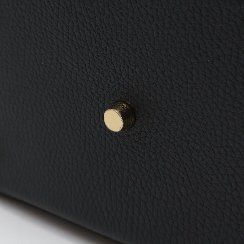 HERMES Lindy 26 - 黑金 B-6