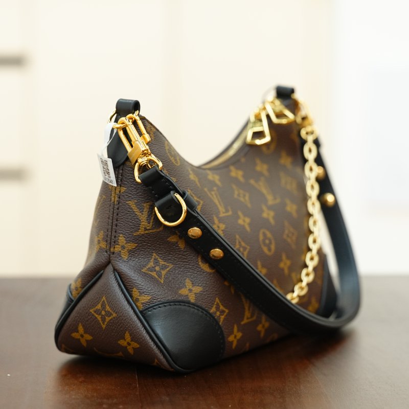 近全新 LouisVuitton/路易威登 Boulogne 黑牛角 肩背包 M45831-12