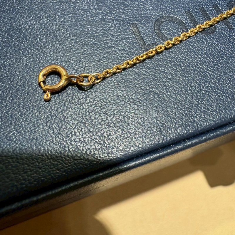 LV 18K 閃電吊墜手鍊-6