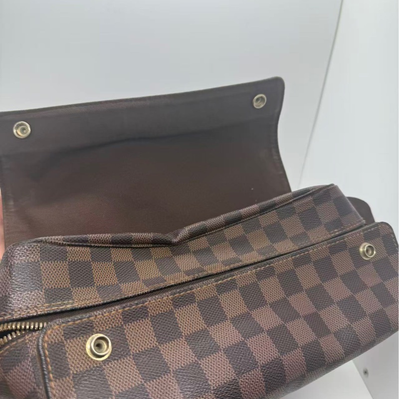 二手LV Naviglio郵差包 棕棋盤格 尺寸27*23cm，包有異味-6
