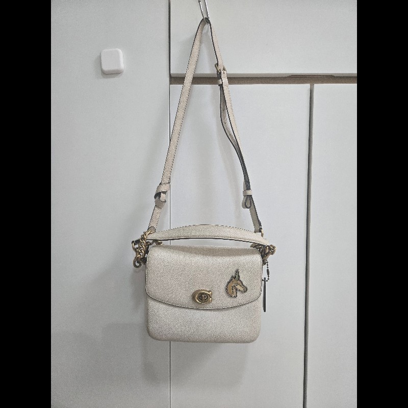 COACH Cassie 19荔枝紋牛皮轉釦式手提包-0