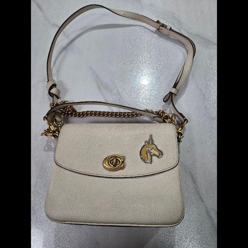 COACH Cassie 19荔枝紋牛皮轉釦式手提包-6