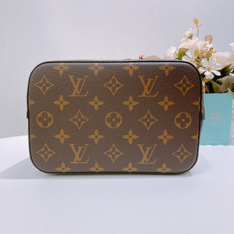 TW4689 Louis Vuitton 路易威登經典花紋 BB Size水桶包 Néonoé BB Monogarm Canvas-4