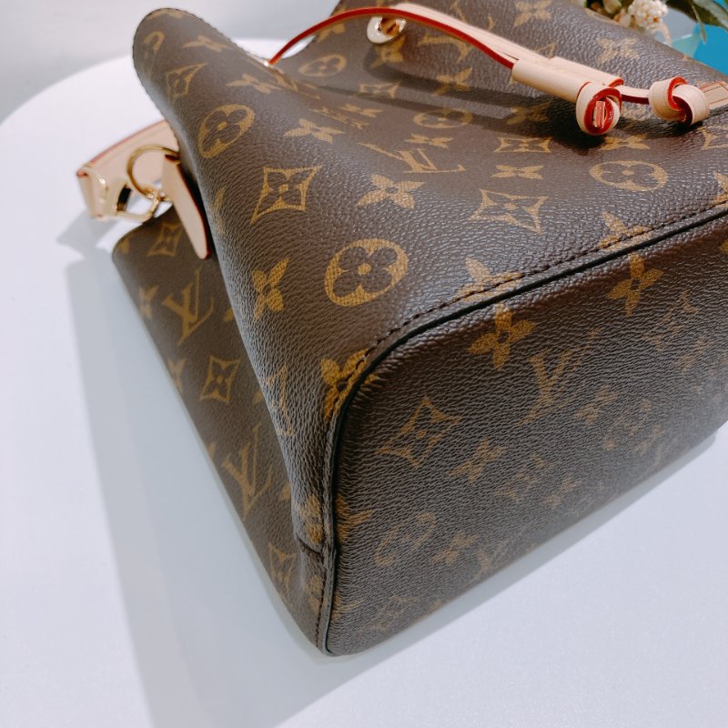 TW4689 Louis Vuitton 路易威登經典花紋 BB Size水桶包 Néonoé BB Monogarm Canvas-5